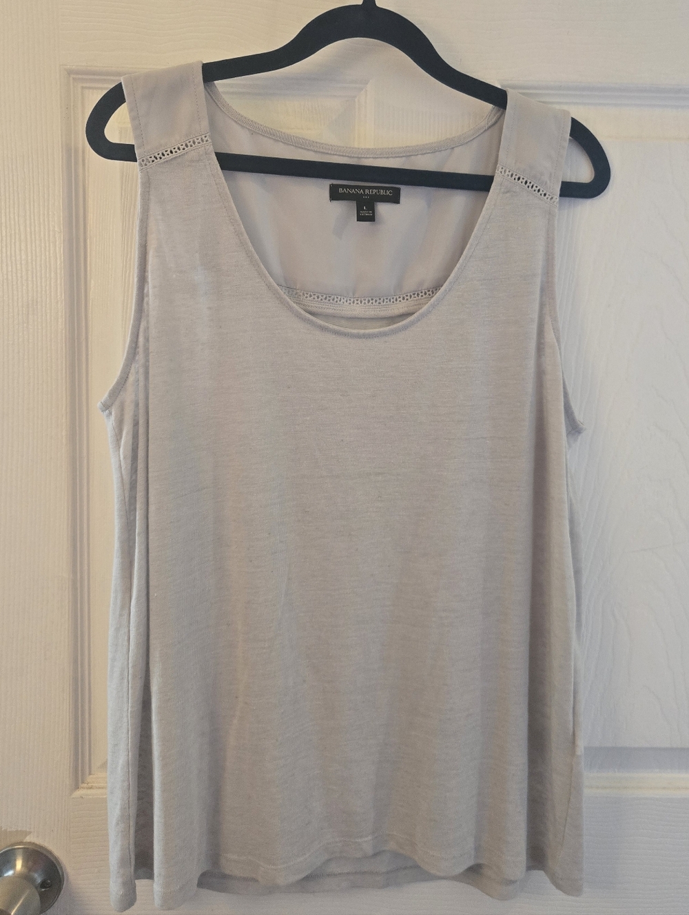 Banana Republic Light Gray Scoop Neck Tank Top